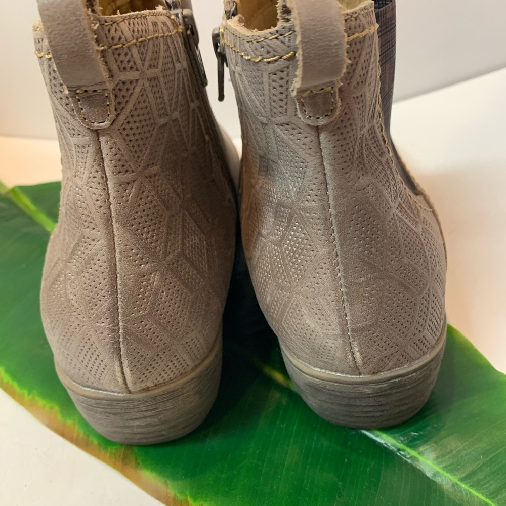 Biza Cora Latte Leather Booties Size 40 - Picture 5 of 7